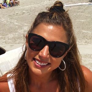 Meet your Posher, Brooke